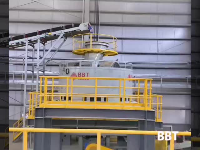 粘土レンガの湿鍋ミール 40-50m / h 容量と 5300*4600*6500mm サイズ