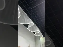 Wit licht S-strook trouwplafond gordijn voor danszaal bruiloft evenement feestzaal decoratie met led lichtstrook