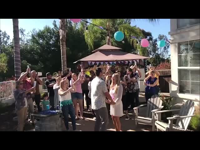 Подгонянный логотип карамболя 15cm 20cm Confetti Нового Года/партии
