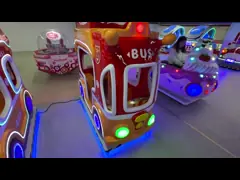 Münzbetriebene Schaukelfahrzeuge Dynamische Musik und fröhliche Lieder für Kinder
