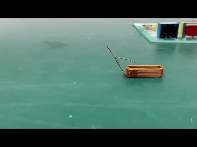 隔離された丸い,四角形,形状の空っぽの銅インダクタコイル 空気コアインダクタ