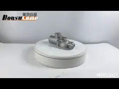 ME015017 三?? 4d32 トラック用部品用の出口水温台 video