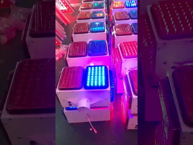 交通警報灯 太陽光発電 携帯式 赤 青 ストロブ灯