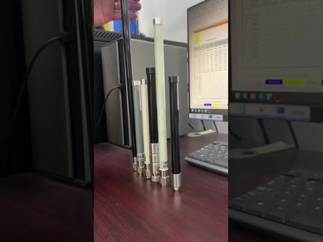 フラットパネル方向WiFiアンテナ アウトドアダブルバンド 2.4GHz 5.8GHz 14dBi 290x205x40