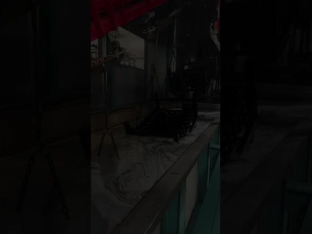 パウダーコーティング生産ラインの自動浸水予処理装置