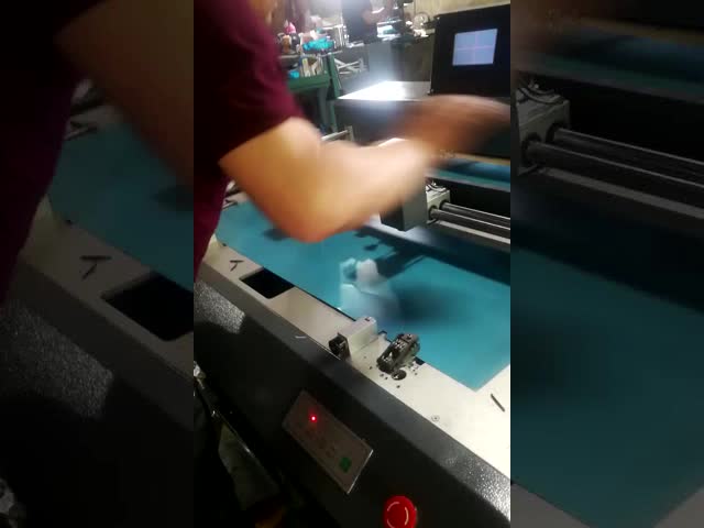 Máquina em linha do CTP do Thermal com dispositivo de perfurador da placa