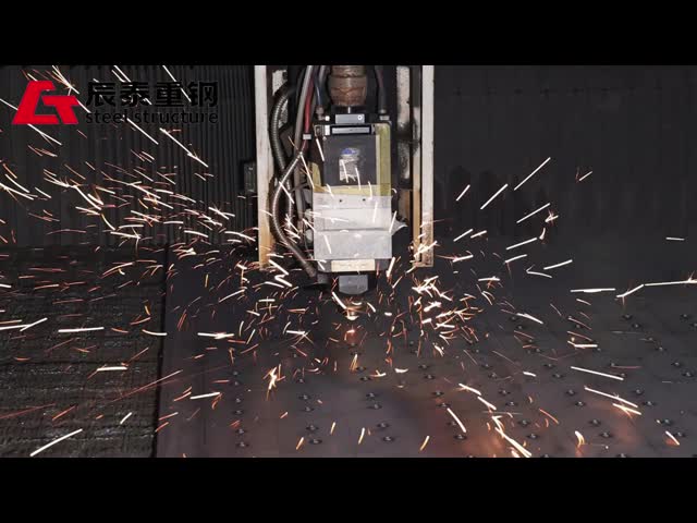 鉄筋鋼製 倉庫 軽量鋼製 倉庫 建築