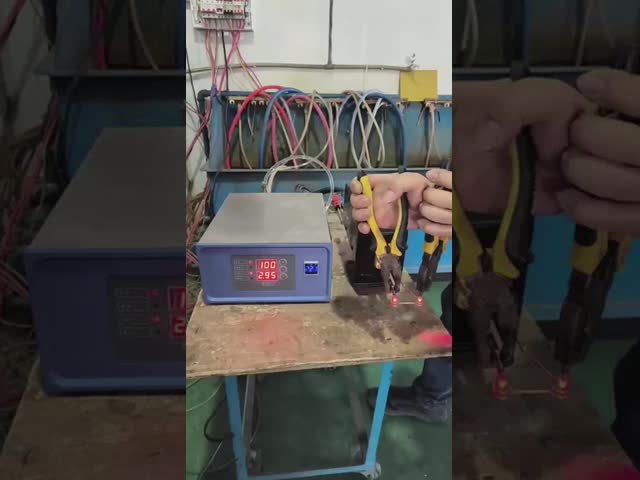 シングルフェーズ 220V-230V ミニ溶接機 冷却水温が40C以下 3フェーズ 380V-480V電圧