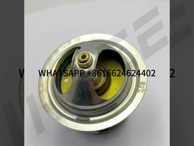 6D95 600-421-6360 KBZE エンジンパーツ 温度調節装置 82°C PC200-6 PC210-6 PC220-6 PC250-6
