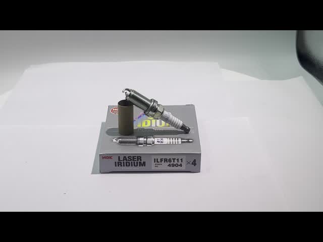 ILFR6T11 4904 GRJ150 GRJ250 URJ202W トヨタランドクルーザー スパークプラグ