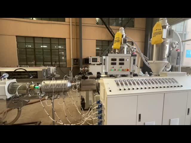 3層のPPRパイプエクストルーション機械PPRホース製造機械