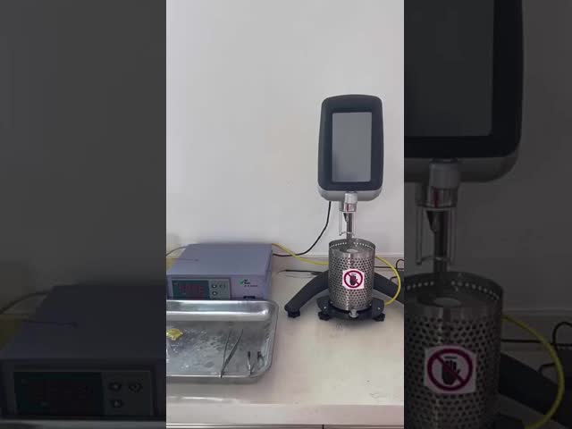 ミルクホワイト液体変形アクリルエムルション 強い粘着性/アクリル樹脂エムルション