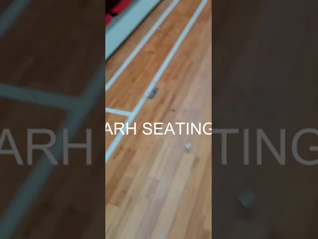 Baixo Bleacher retrátil traseiro azul de Seat de cubeta do HDPE que assenta a etapa de 700-900mm