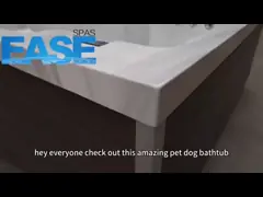 Piscina acrílica para perros para jugar en el agua