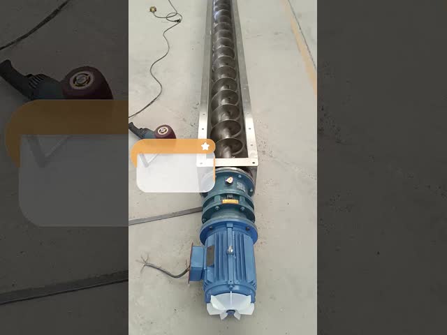 小型垂直型多材料パイプスクリューコンベヤー