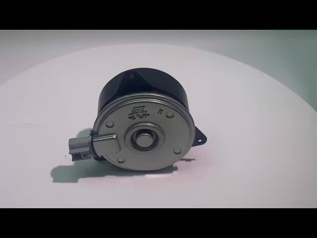 トヨタ・ヤリス 1.6 2008-2013 16363-0T040 デンソラジエーターファンモーター 168000-2370