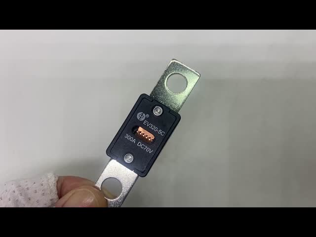 保護 DC EV HEV 電気自動車のシューズ 自動車の穴距離 51mm EV