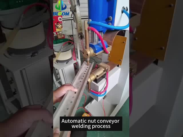 高性能抵抗スポット溶接機 振動ボウルフィッダーと自動ナッツフィッダー