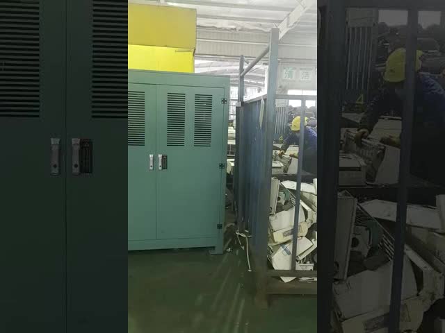 25HP冷却剤 ISOタンクガスの回収マシン AC回収システム ガスの充電再充電マシン