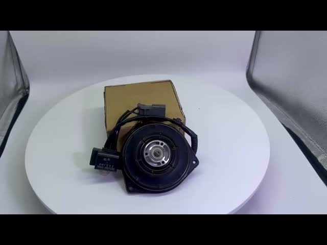 ホンダ CRV RE1/2/4 2007-2011 38616-RNA-A01 デンソ ラジエーターファンモーター 065000-3341