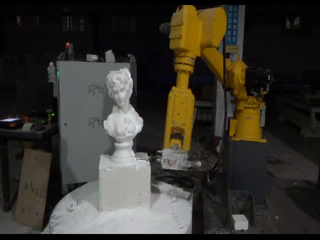 Robots Carve Sculptures Foam Engraving Machine Clothing Architectural