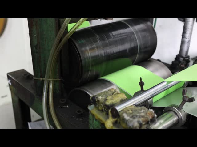 O uns gancho e laço de nylon tomados partido autoadesivos do prendedor de Velcro gravam 16mm/20mm