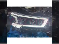 Kunststoff-Schwarz-LED-Scheinwerfer für Toyota HILUX REVO ROCCO