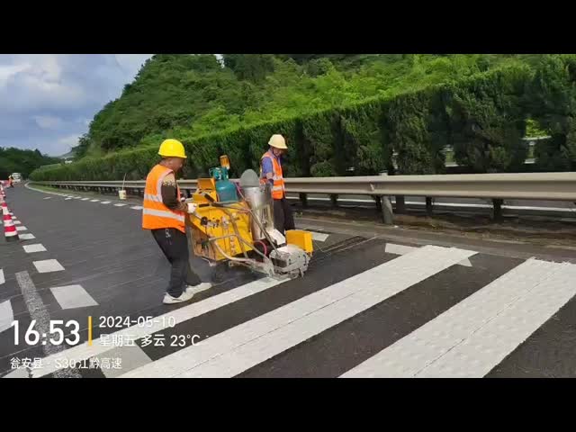 バッテリー駆動式 熱塑性凸凸ノイズライン道路マーク機