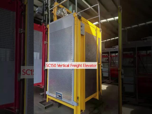 SC150 Vertical Freight Elevator Or Electric Passenger 1.5t Rated Load For Oilfield