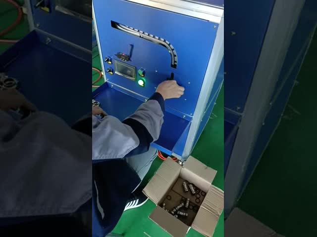 高量生産のための自動組立機械