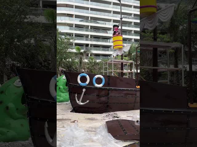 Large Holiday Resort Fiberglass Pirate Ship boat with slide