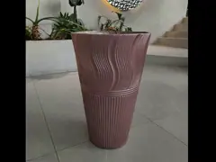 Plantaciones de plantas de fibra de arcilla con revestimiento en polvo