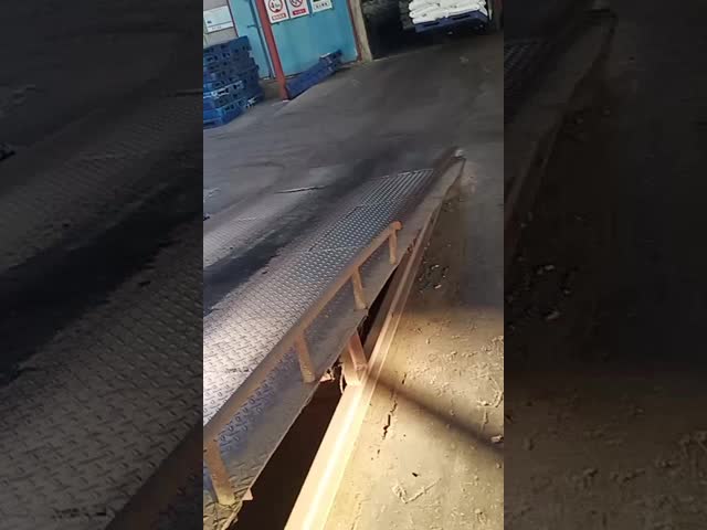 High Purity 99 % Detergent Raw Materials Caustic Soda Pearl Easy To Use