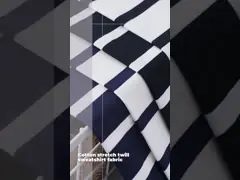 Hautfreundlich und flexibel Bequem passend gestreiftes Strickgewebe für T-Shirt