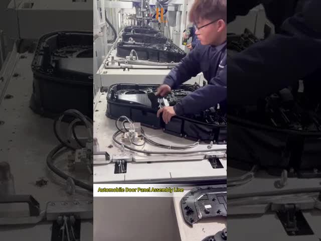 スムーズな操作のためのPLC自動車両ドアパネル組立ライン