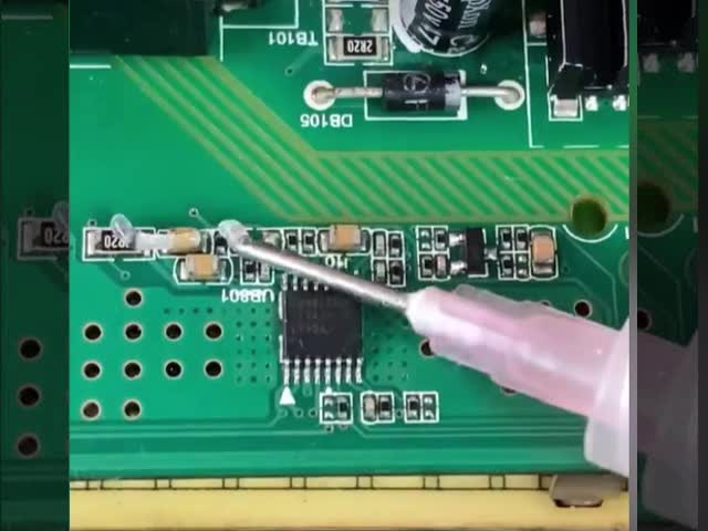 Serviço de montagem de PCB de camada 4 para produtos eletrônicos