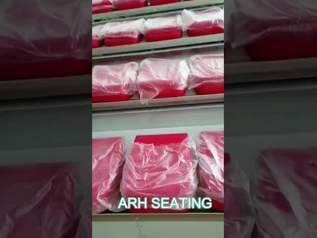 Assento telescópico dobrado manual do Bleacher da cadeira retrátil para a sala de conferências