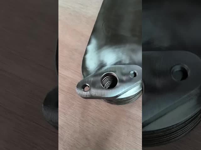 オイルクーラーコア 3753900101 三?? S6R S6R2 エンジン用部品