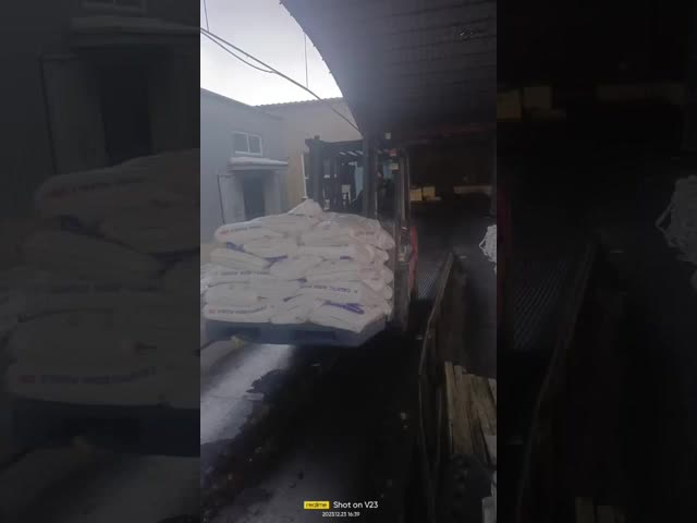 White Sodium Hydroxide Beads 99 % Purity Easy Soluble Industrial Grade