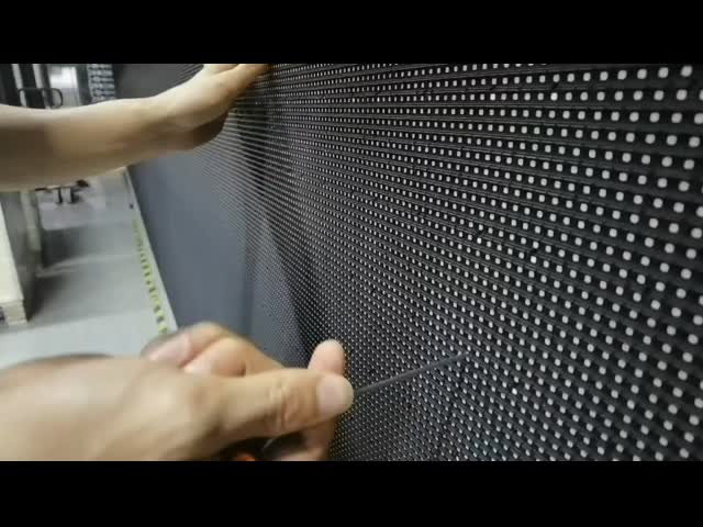 SMD1921 P3.91 エネルギー節約機能と広告用アルミニウムキャビネットの屋外LED掲示板