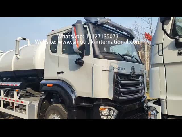 HOWO 300HP 10CBM 4x2 下水吸水トラック: 重力,精密な清掃と比類のない効率