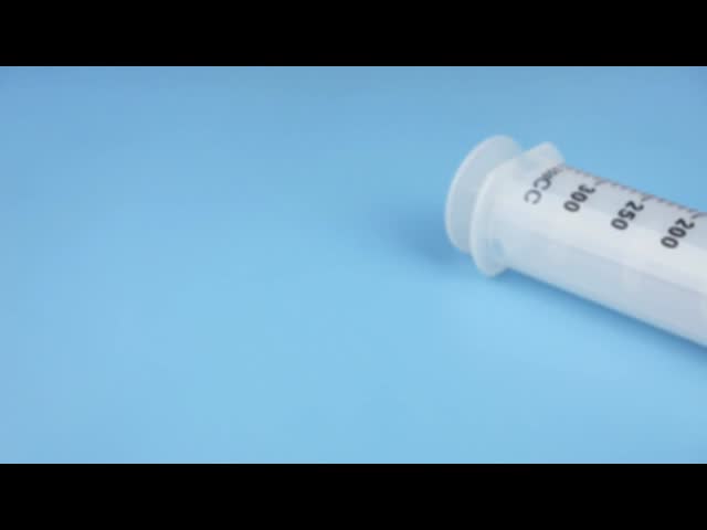 透明なスケールマーク付き100ml使い捨て注射器 精密な香水および工業用インクの適用に最適