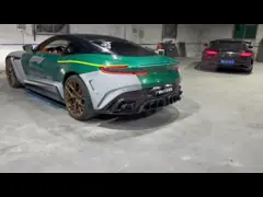 Aston Martin DB11 Carbon Fiber Body Kit DB11 Mansory-Stil Vorder- und Hinterstoß-Sparruff-Seitenrock-Schutzflügel-Hauben-Spoiler