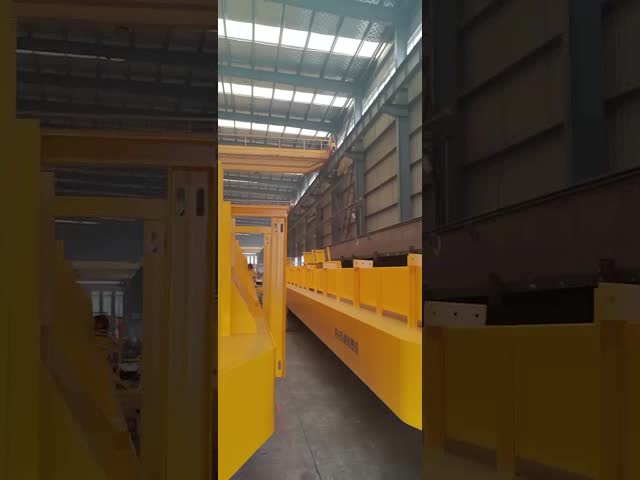 Low-cost Prefabricated Steel Structure Warehouse Building Prefab Garages Building Kits