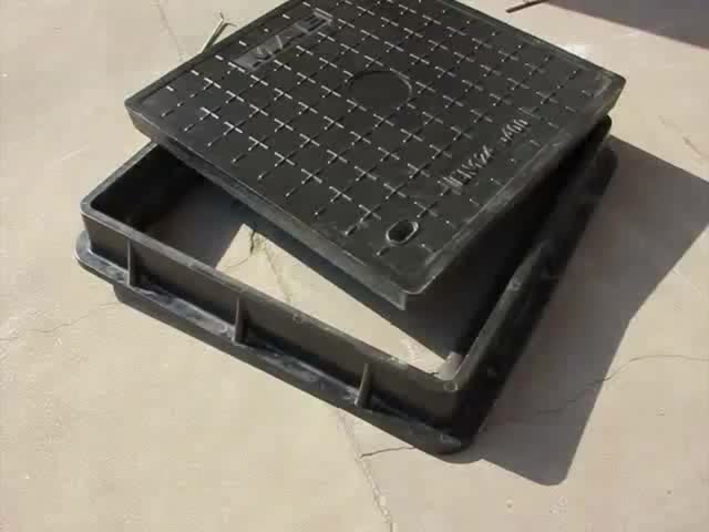 Lockable with Key SMC Manhole Covers Black Corrosion Resistance Chemical and Rust Resistant