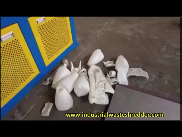XR600 22KW HDPE ブローモールディングスクラップ・シュレッダー