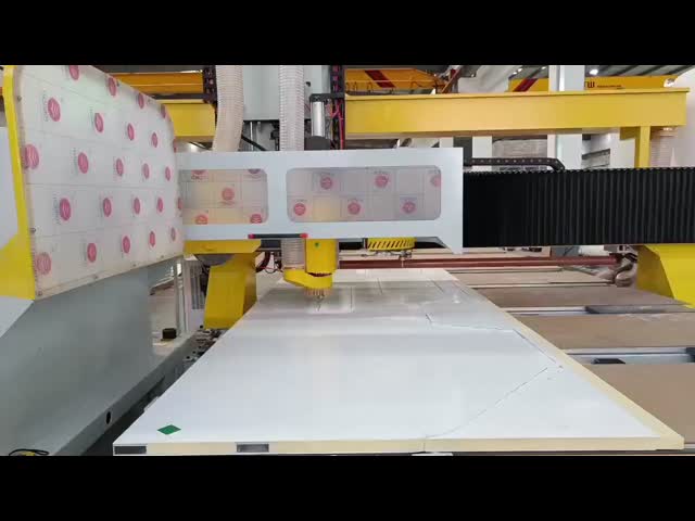 5 軸 CNC 彫刻 機械 冷蔵 トラック 車体 複合板 30100