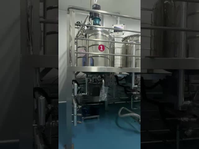 化粧品におけるチタン二酸化物 グリセリン 水解植物性タンパク質