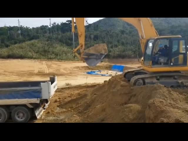 22トンのコマツーPC220掘削機,優れた性能とコマツーSAA6D107E-1エンジン