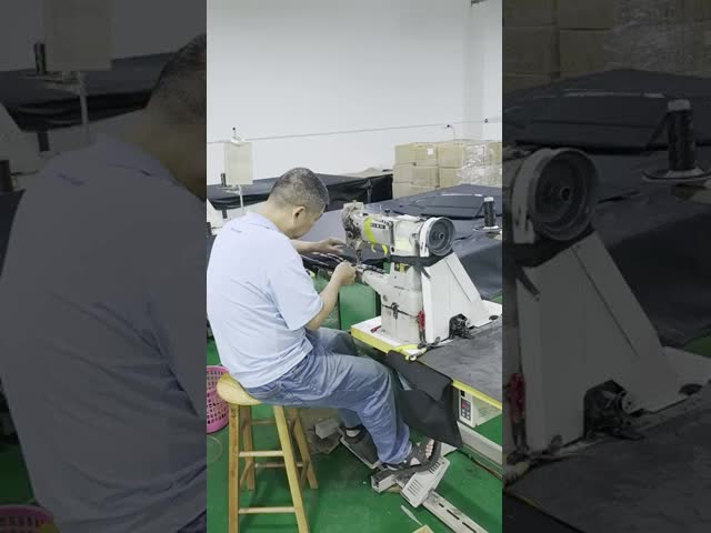 ソーラー折りたたみ袋 折りたたみサイズ 1586*400*3mm モノクリスタルソーラーセル キャンピング用のポータブルソーラーパネル